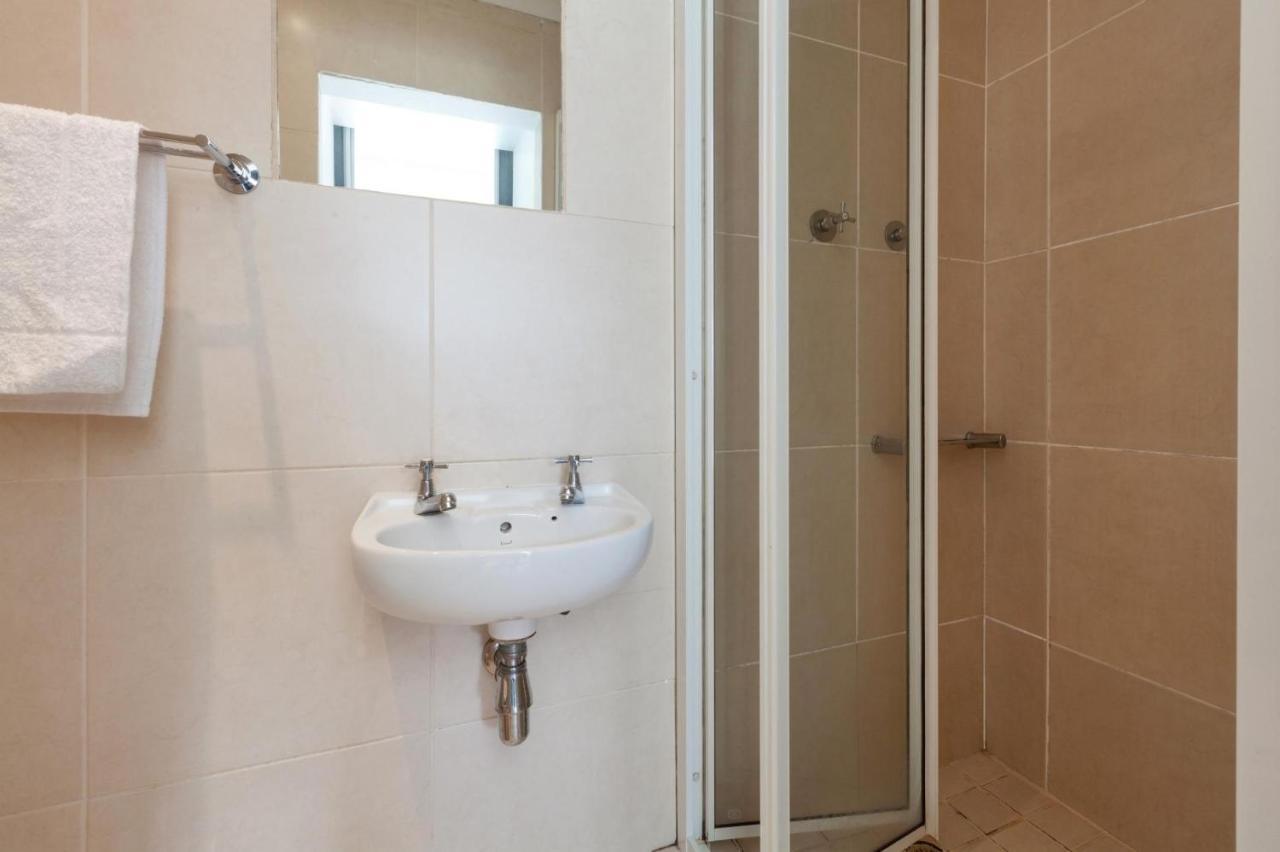 20Ab Belladonna Apartments Vredehoek كيب تاون المظهر الخارجي الصورة